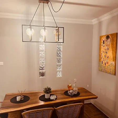 Cozy Living White Tower Lejlighed